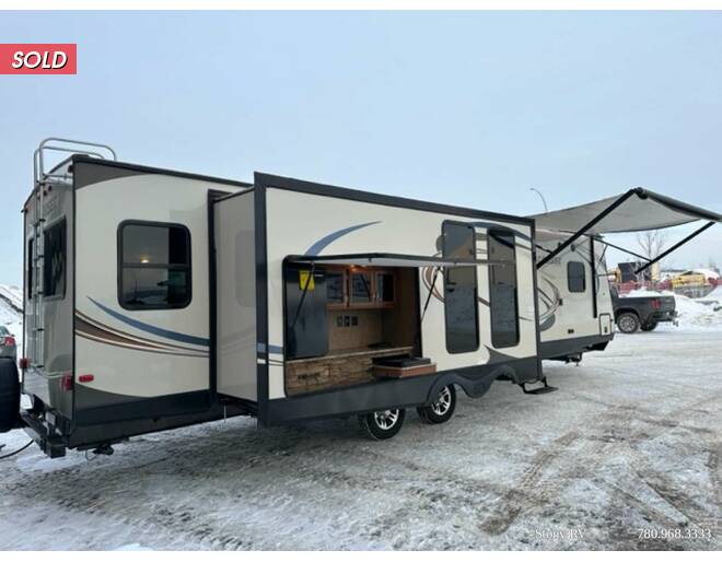 2015 Prime Time LaCrosse Luxury Lite 330RST Travel Trailer at Stony RV Sales and Service STOCK# 936 Photo 3