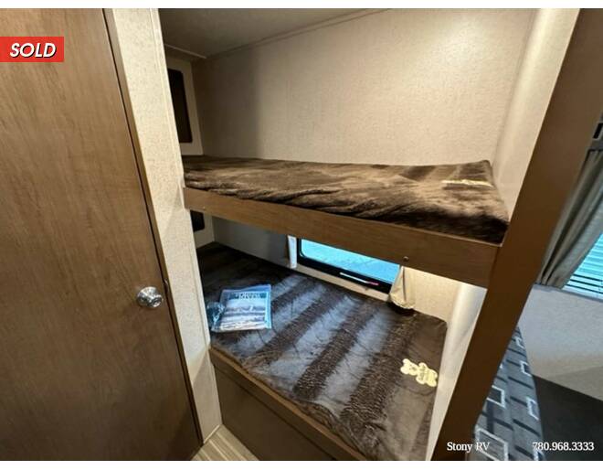2018 Shasta Oasis 18BH Travel Trailer at Stony RV Sales, Service and Consignment STOCK# 911 Photo 7
