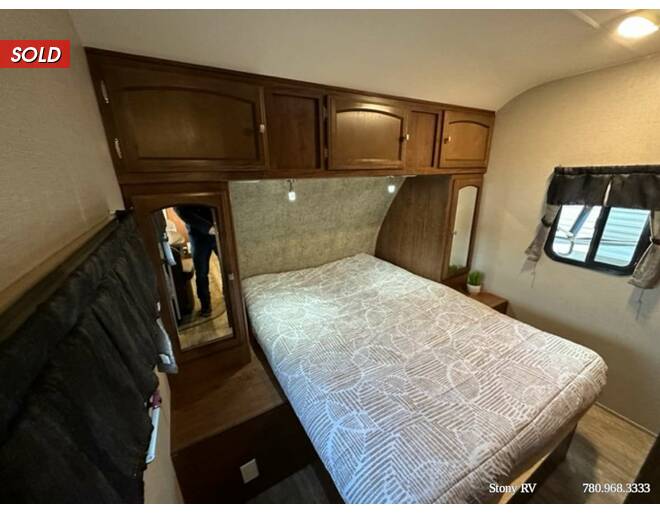 2016 Coachmen Freedom Express Ultra Lite 231RBDS Travel Trailer at Stony RV Sales and Service STOCK# 950 Photo 18