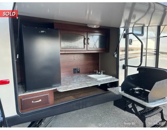 2015 Keystone Outback Super-Lite 312BH Travel Trailer at Stony RV Sales and Service STOCK# 951 Photo 3