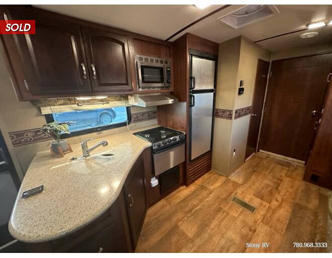 2015 Keystone Outback Super-Lite 312BH Travel Trailer at Stony RV Sales and Service STOCK# 951 Photo 14