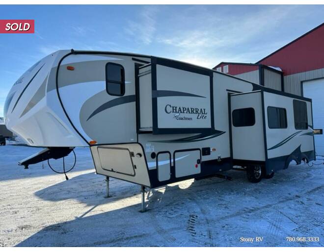 2015 Coachmen Chaparral Lite 29BHS Fifth Wheel at Stony RV Sales and Service STOCK# 944 Photo 2
