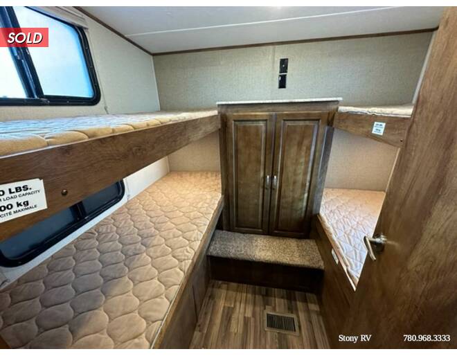 2015 Coachmen Chaparral Lite 29BHS Fifth Wheel at Stony RV Sales and Service STOCK# 944 Photo 14