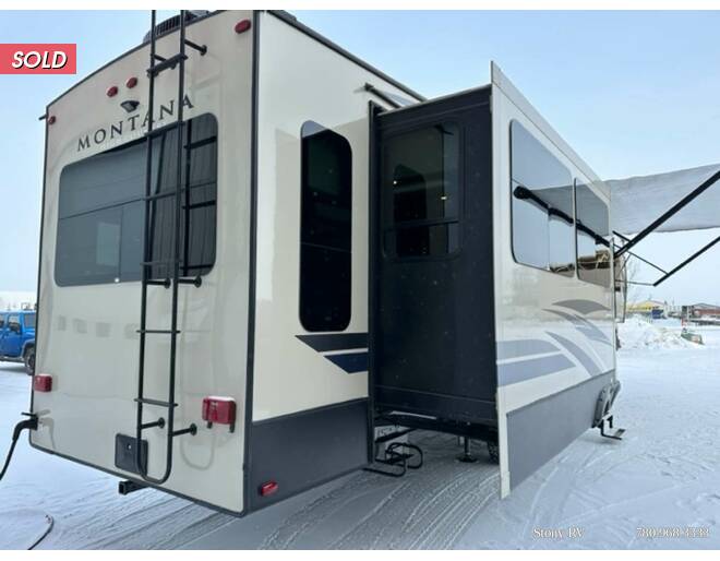 2018 Keystone Montana High Country 384BR Fifth Wheel at Stony RV Sales, Service AND cONSIGNMENT. STOCK# 961 Photo 5