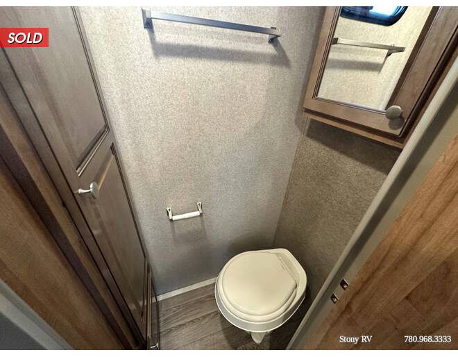 2018 Flagstaff Classic Super Lite 8524RLBS Fifth Wheel at Stony RV Sales and Service STOCK# 983 Photo 2