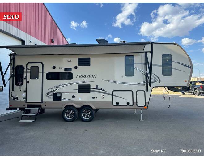 2018 Flagstaff Classic Super Lite 8524RLBS Fifth Wheel at Stony RV Sales and Service STOCK# 983 Photo 26