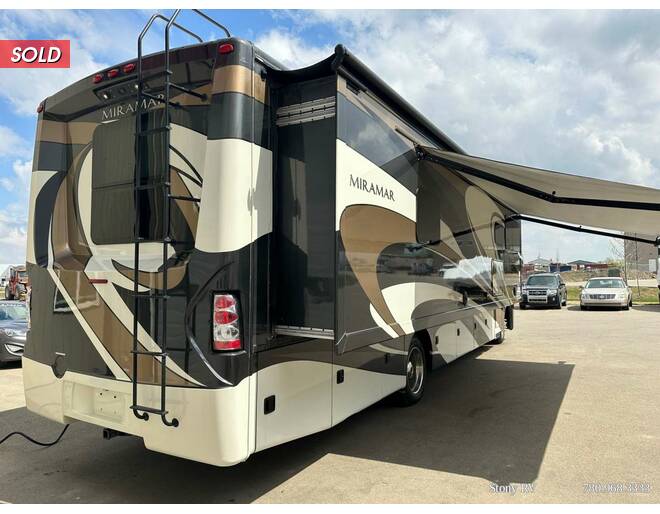 2017 Thor Miramar Ford F-53 35.2 Class A at Stony RV Sales and Service STOCK# 970 Photo 14