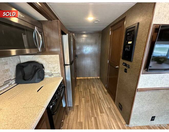 2017 Thor Miramar Ford F-53 35.2 Class A at Stony RV Sales and Service STOCK# 970 Photo 25