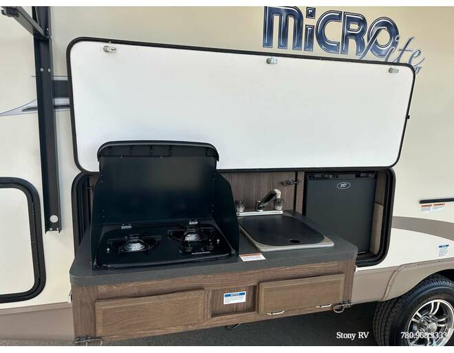 2017 Flagstaff Micro Lite 25FKS Travel Trailer at Stony RV Sales and Service STOCK# S106 Photo 4