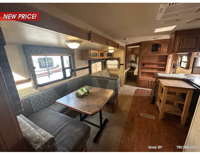 2015 Flagstaff Classic Super Lite 831BHWSS Travel Trailer at Stony RV Sales, Service and Consignment STOCK# C126 Photo 9