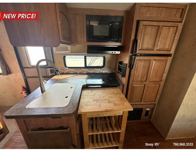 2015 Flagstaff Classic Super Lite 831BHWSS Travel Trailer at Stony RV Sales, Service and Consignment STOCK# C126 Photo 14