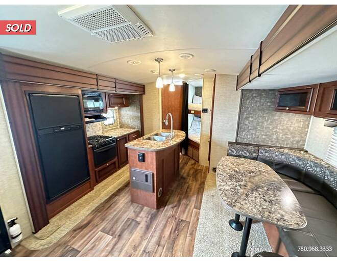 2015 Heartland Wilderness 2375BH Travel Trailer at Stony RV Sales, Service and Consignment STOCK# C130 Photo 10