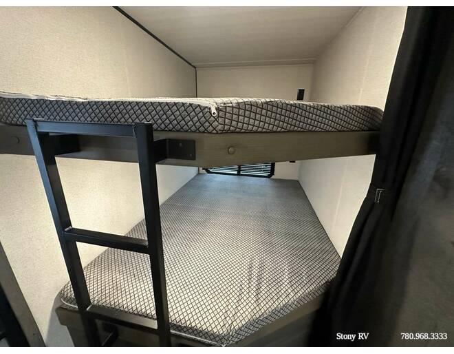 2022 Keystone Hideout 29DFS Travel Trailer at Stony RV Sales, Service AND cONSIGNMENT. STOCK# S135 Photo 14