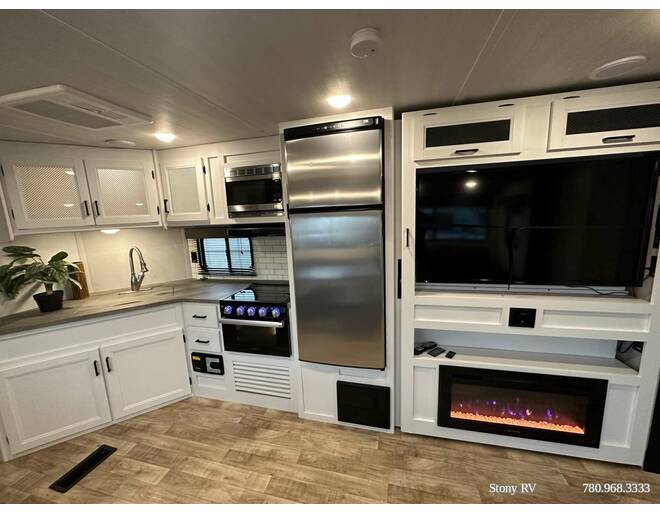 2022 Keystone Hideout 29DFS Travel Trailer at Stony RV Sales and Service STOCK# S135 Photo 15