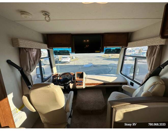 2013 Coachmen Pursuit Ford F-53 32BHP Class A at Stony RV Sales and Service STOCK# C133 Photo 20
