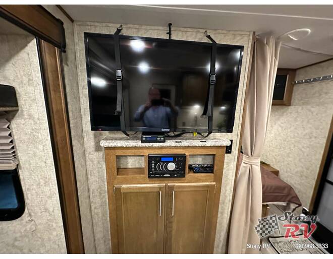 2018 Prime Time Fury Toy Hauler 2912X Travel Trailer at Stony RV Sales, Service and Consignment STOCK# C134 Photo 27