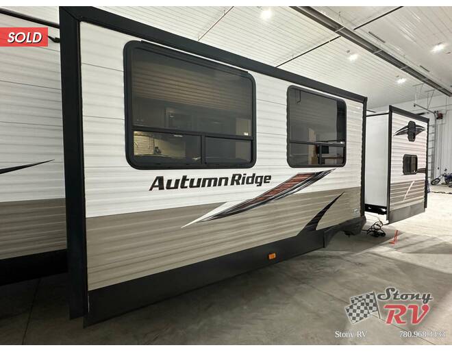 2018 Starcraft Autumn Ridge Outfitter 31BHU Travel Trailer at Stony RV Sales and Service STOCK# 1089 Photo 3