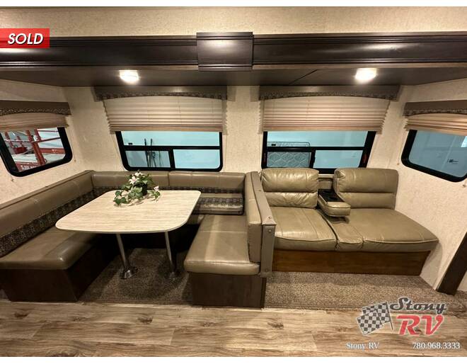 2018 Starcraft Autumn Ridge Outfitter 31BHU Travel Trailer at Stony RV Sales and Service STOCK# 1089 Photo 15