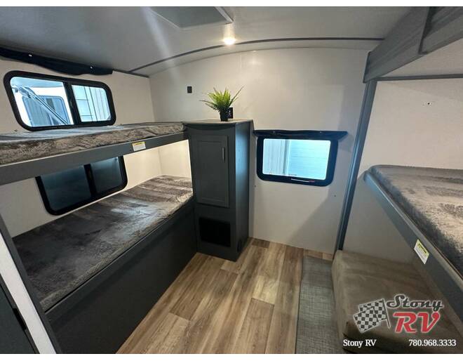 2022 Keystone Bullet 331BHS Travel Trailer at Stony RV Sales, Service and Consignment STOCK# 1092 Photo 18