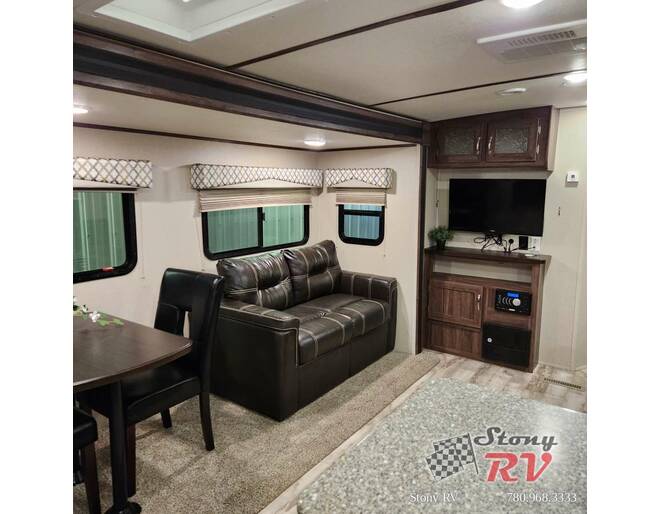 2017 Layton Javelin Series 293RK Travel Trailer at Stony RV Sales, Service AND cONSIGNMENT. STOCK# 232 Photo 4