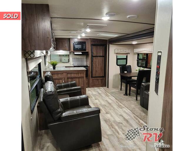 2017 Layton Javelin Series 293RK Travel Trailer at Stony RV Sales, Service and Consignment STOCK# 232 Photo 14