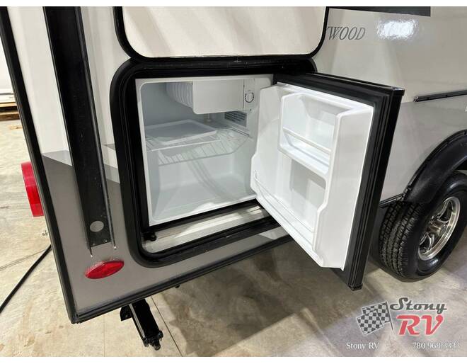 2018 Rockwood Geo Pro 16BH Travel Trailer at Stony RV Sales, Service and Consignment STOCK# 1094 Photo 11