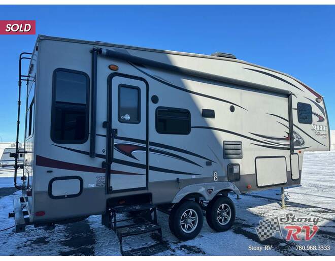 2015 Palomino Sabre Silhoutte 250RLUD Fifth Wheel at Stony RV Sales and Service STOCK# C146 Photo 6
