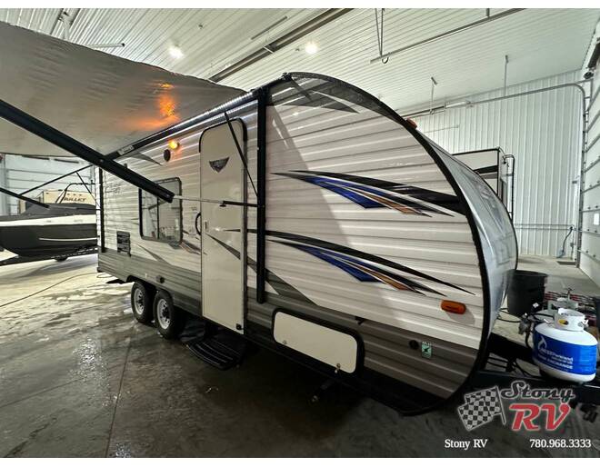 2017 Salem Cruise Lite 201BHXL Travel Trailer at Stony RV Sales, Service and Consignment STOCK# 1093 Photo 2