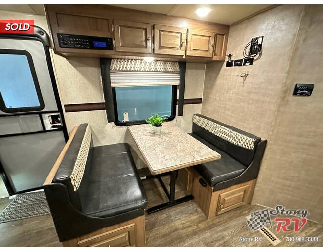 2018 Rockwood Windjammer 2618VS Travel Trailer at Stony RV Sales, Service and Consignment STOCK# 1096 Photo 10