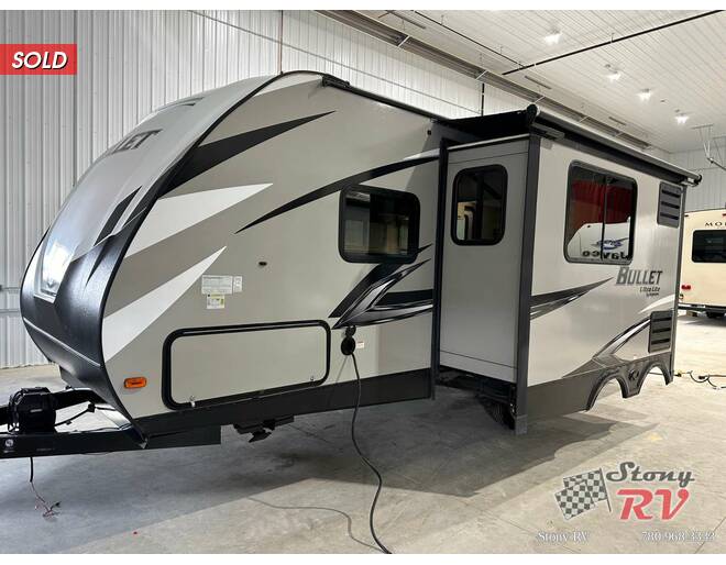2020 Keystone Bullet West 221RBSWE Travel Trailer at Stony RV Sales, Service and Consignment STOCK# 1103 Photo 5