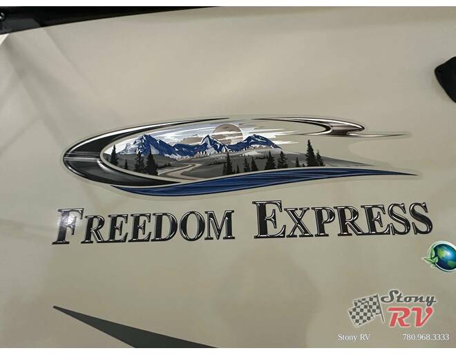 2015 Coachmen Freedom Express Ultra Lite 23TQX Travel Trailer at Stony RV Sales and Service STOCK# 1105 Photo 7