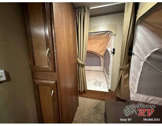 2015 Coachmen Freedom Express Ultra Lite 23TQX Travel Trailer at Stony RV Sales, Service and Consignment STOCK# 1105 Photo 13