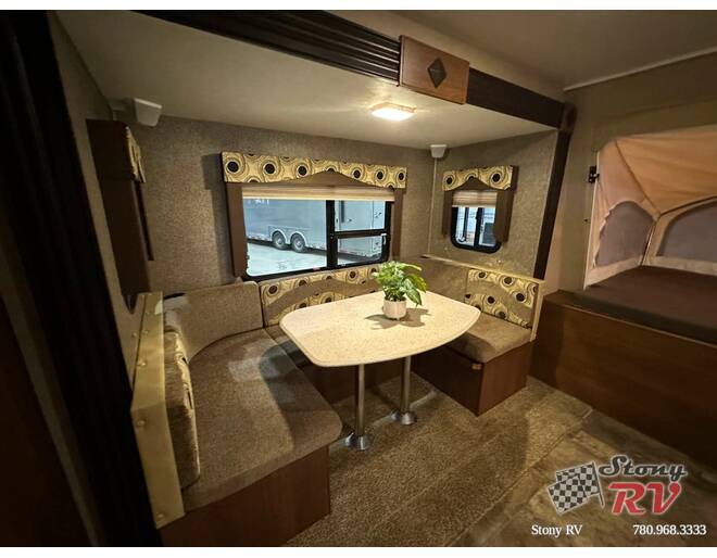 2015 Coachmen Freedom Express Ultra Lite 23TQX Travel Trailer at Stony RV Sales, Service and Consignment STOCK# 1105 Photo 16