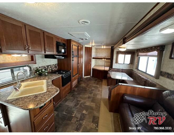 2015 Prime Time Avenger 28DBS Travel Trailer at Stony RV Sales, Service and Consignment STOCK# 1114 Photo 10