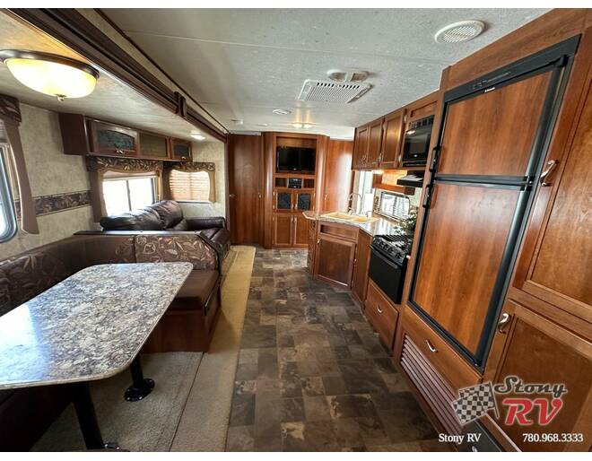 2015 Prime Time Avenger 28DBS Travel Trailer at Stony RV Sales, Service and Consignment STOCK# 1114 Photo 15