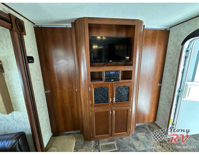 2015 Prime Time Avenger 28DBS Travel Trailer at Stony RV Sales, Service and Consignment STOCK# 1114 Photo 16