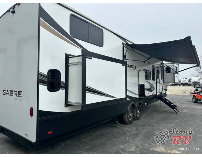 2022 Sabre 37FLL Fifth Wheel at Stony RV Sales, Service and Consignment STOCK# C151 Photo 4