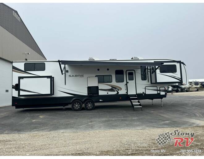2022 Sabre 37FLL Fifth Wheel at Stony RV Sales, Service and Consignment STOCK# C151 Photo 5