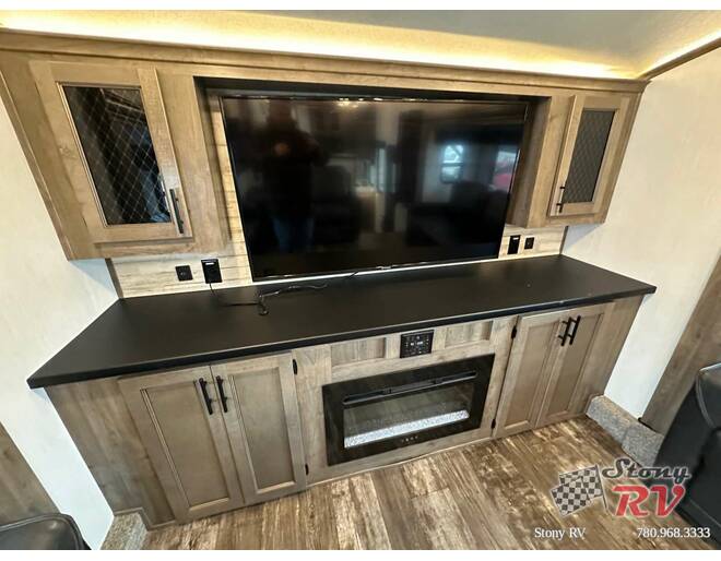 2022 Sabre 37FLL Fifth Wheel at Stony RV Sales, Service and Consignment STOCK# C151 Photo 14