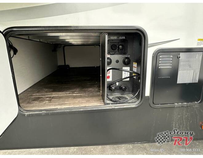 2022 Sabre 37FLL Fifth Wheel at Stony RV Sales, Service and Consignment STOCK# C151 Photo 33