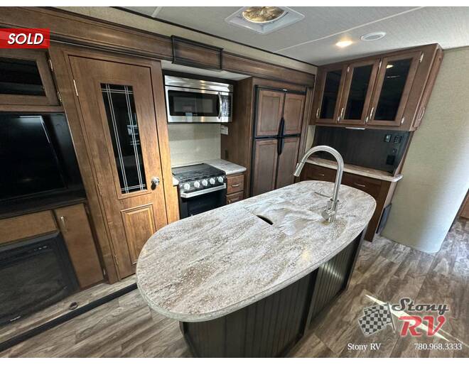 2018 Grand Design Reflection 315RLTS Travel Trailer at Stony RV Sales, Service and Consignment STOCK# C156 Photo 13