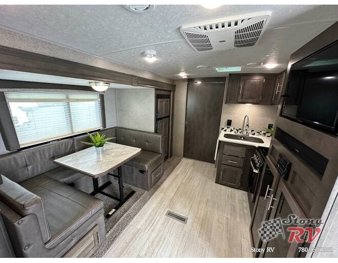 2019 Rockwood Ultra Lite 2609WS Travel Trailer at Stony RV Sales, Service and Consignment STOCK# 1134 Photo 14